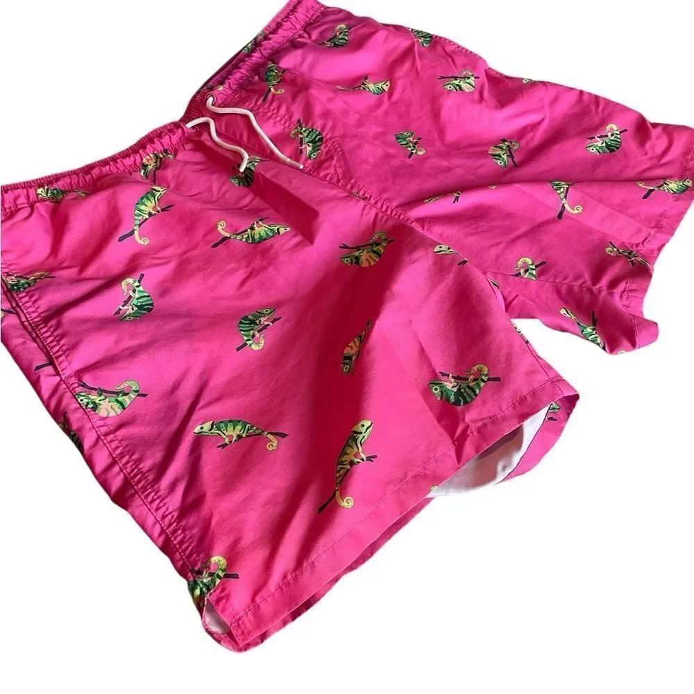 Old Mavy size large Pink Swim Shorts with Chameleon Print
